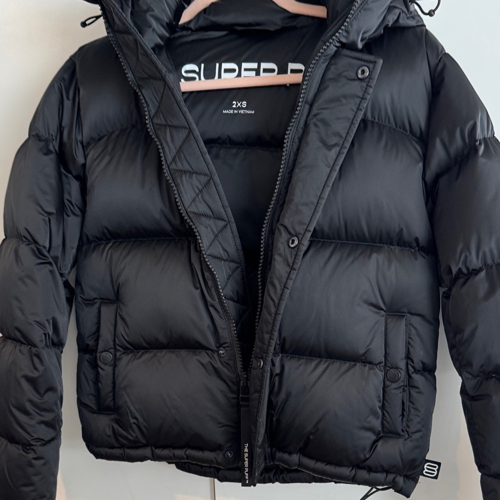 Aritzia Black Puffer Jacket